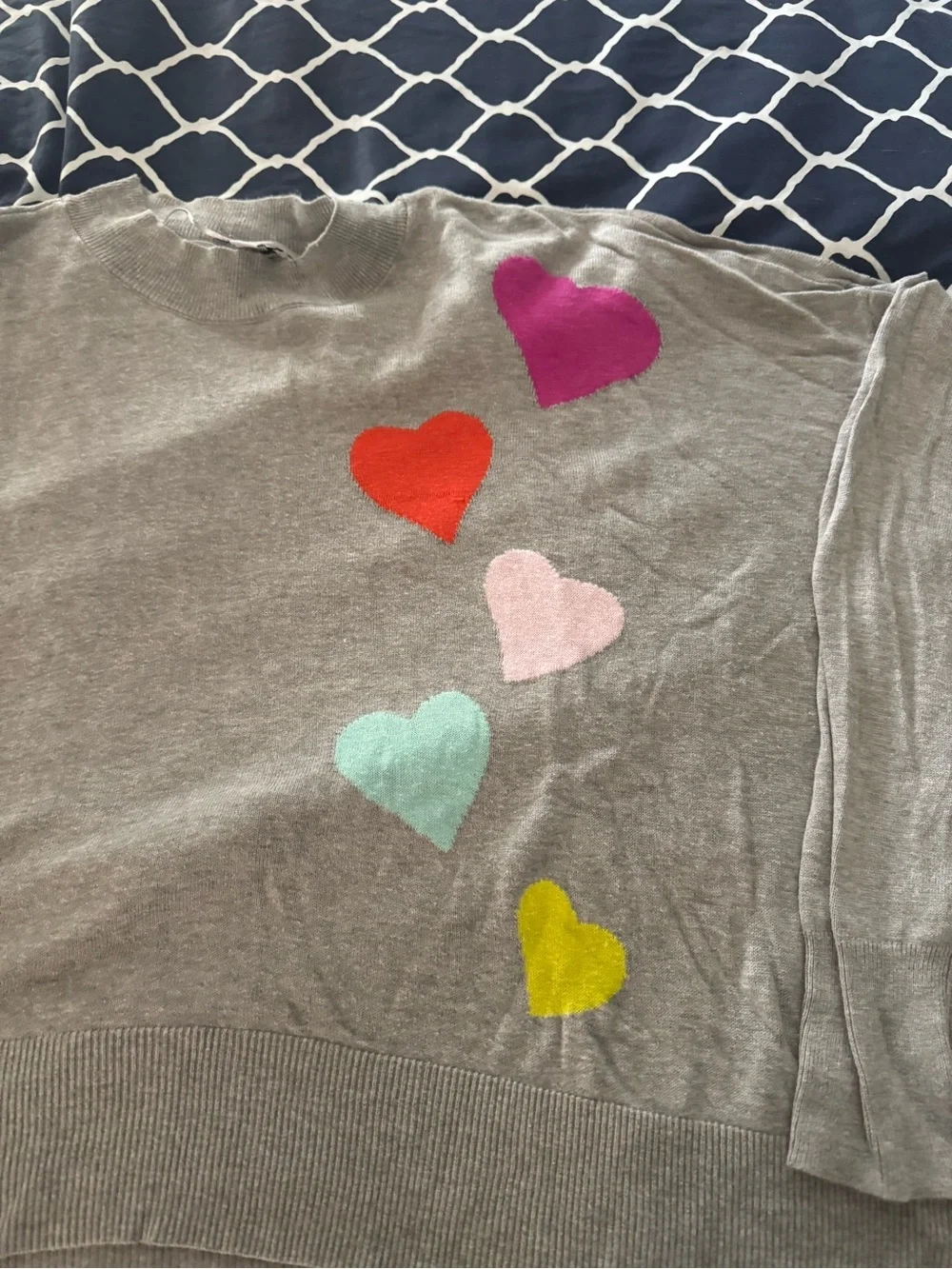 Crown & Ivy Gray Heart Pullover Sweater with Multicolor Hearts
